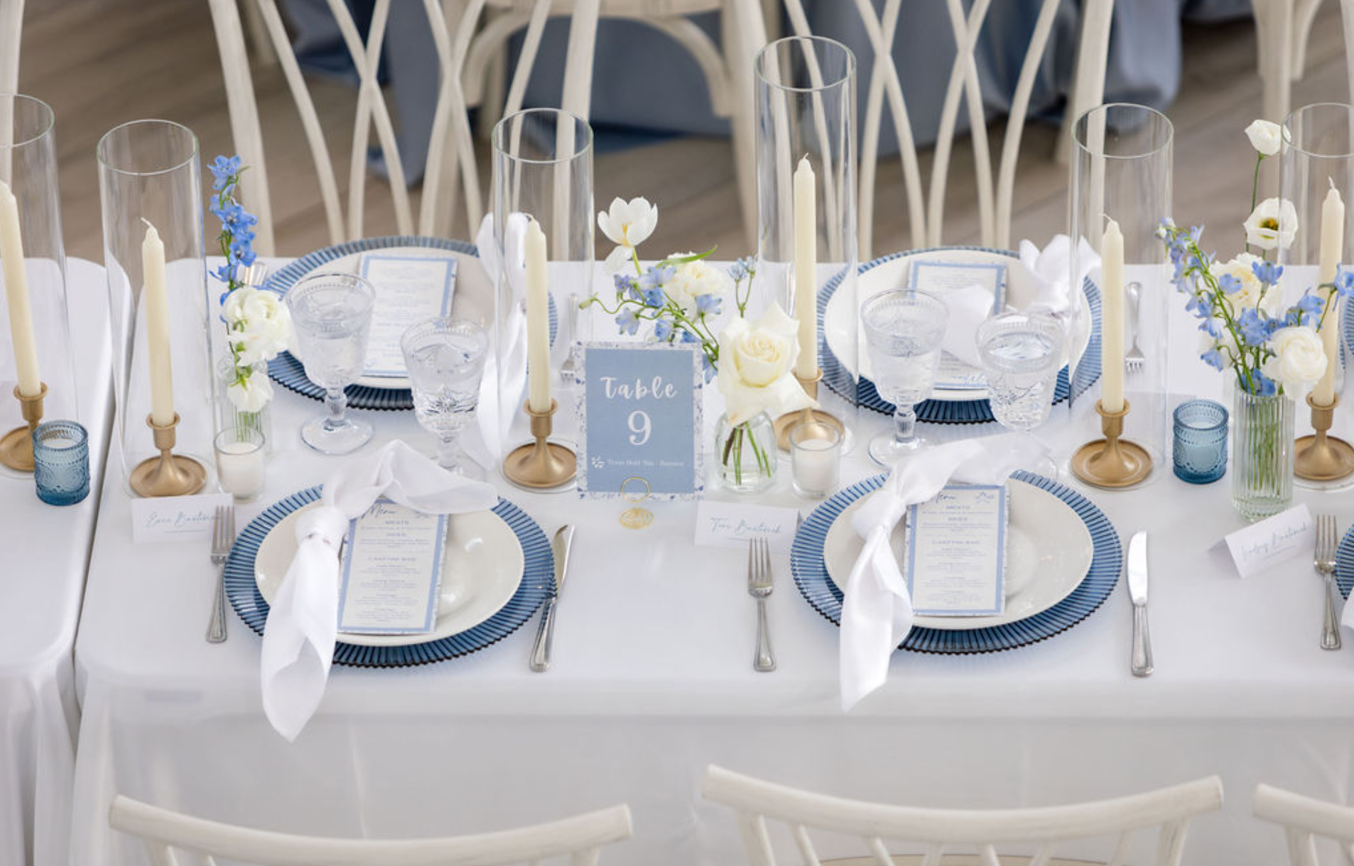 Blue and white reception table setting